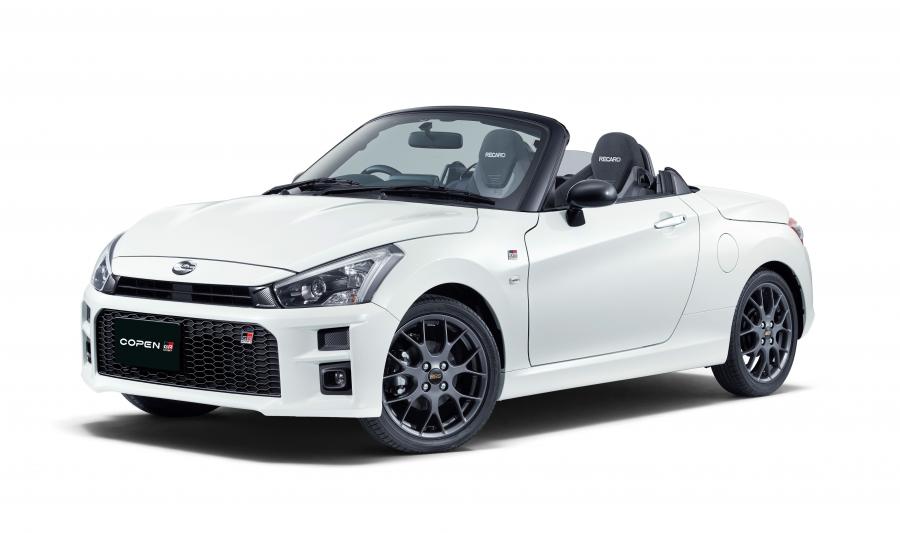  Daihatsu Copen GR Sport 2019 года  (фото 10 из 40)